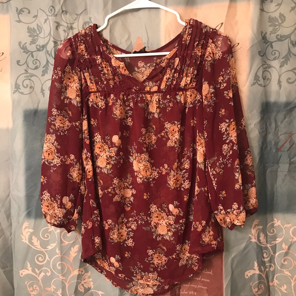 Floral top
